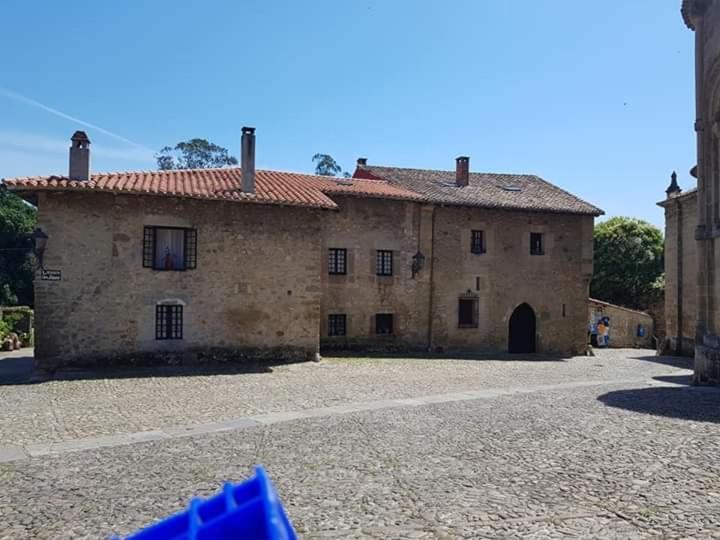 Hospedaje Octavio Hotel Santillana del Mar Bagian luar foto