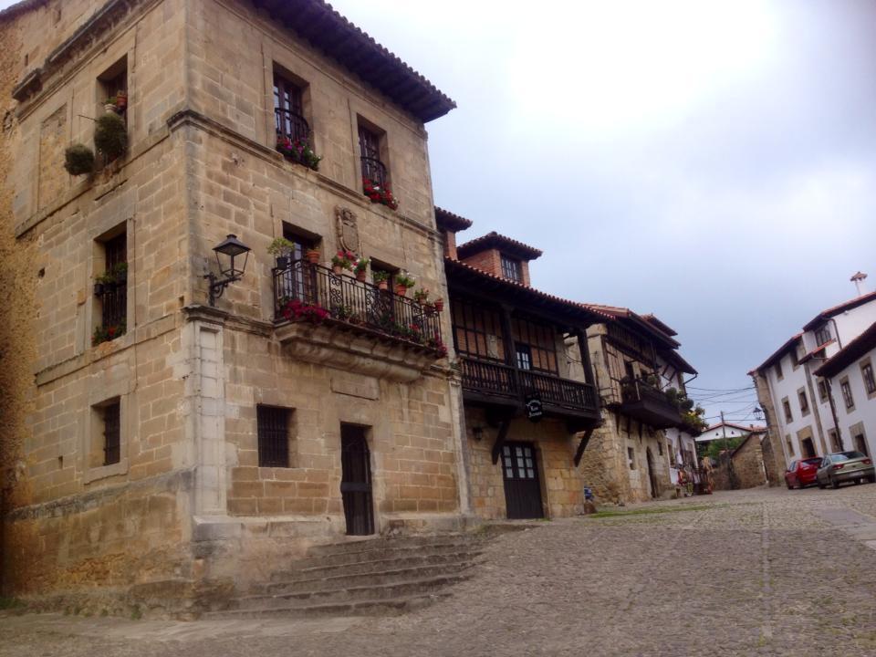 Hospedaje Octavio Hotel Santillana del Mar Bagian luar foto